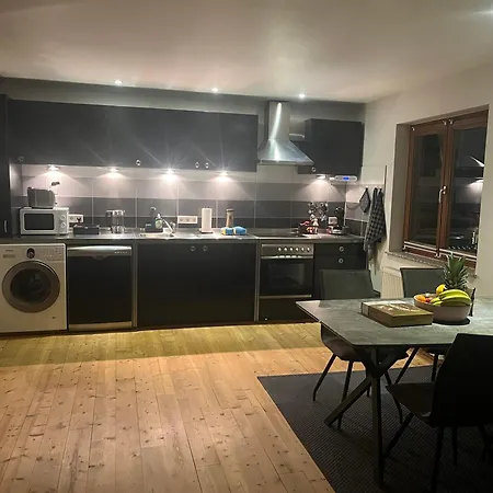 Tritt Ein Bring Glueck Herein - Exquisite 75 Qm - Messenaehe - Parkplatz - Flughafennaehe Appartement *