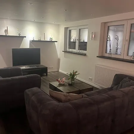 Tritt Ein Bring Glueck Herein - Exquisite 75 Qm - Messenaehe - Parkplatz - Flughafennaehe Appartement